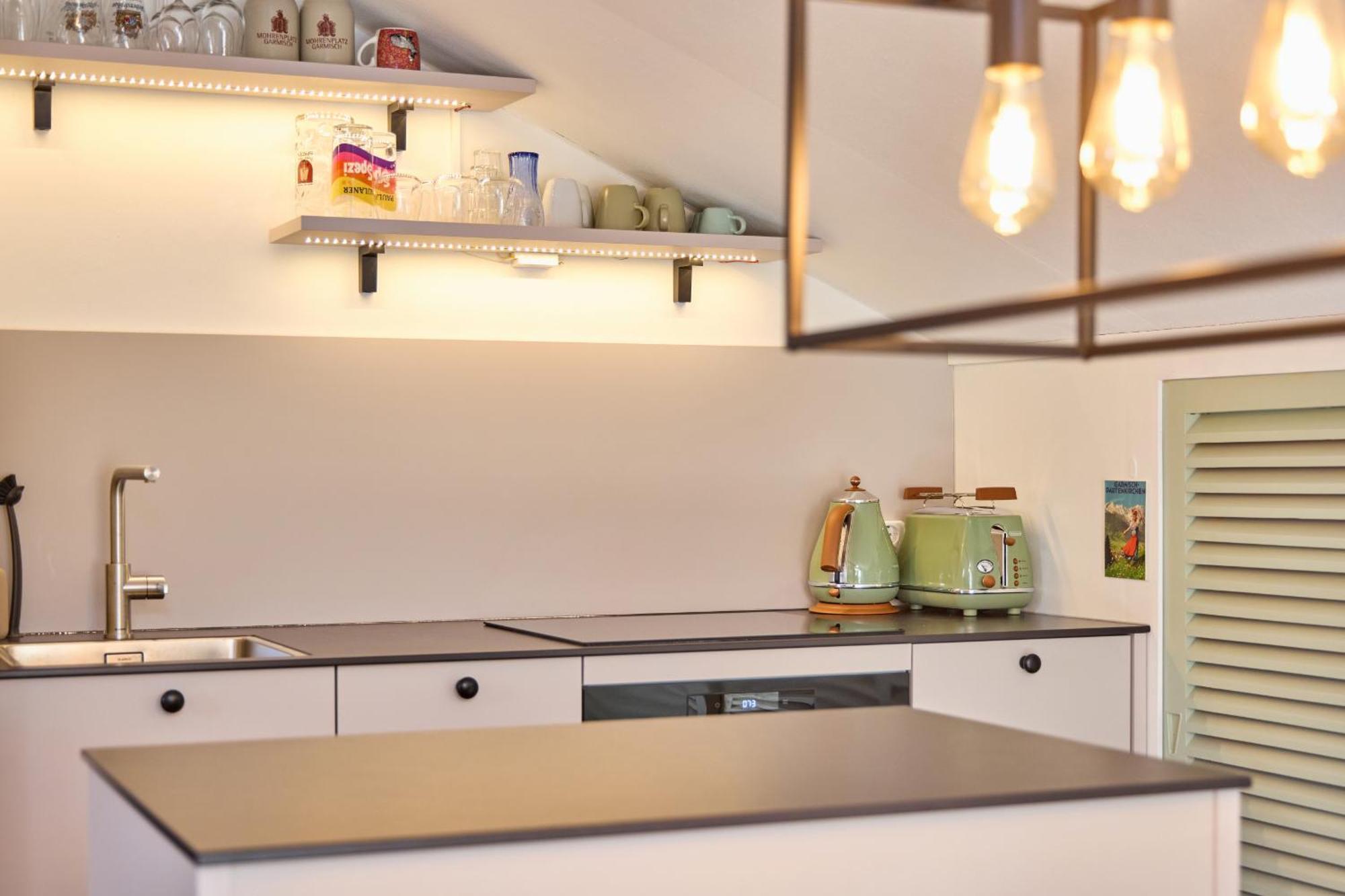 Hausberg Nest Apartment การ์มิช-พาร์เทนเคียร์เชน ภายนอก รูปภาพ